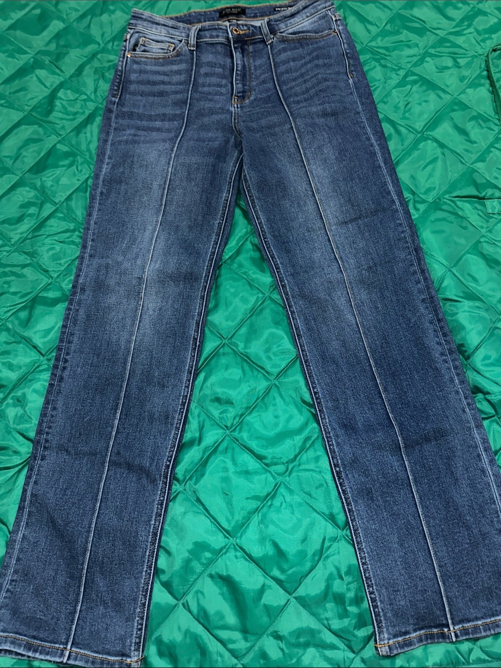 Judy Blue Midnight Blue Straight Leg Jeans